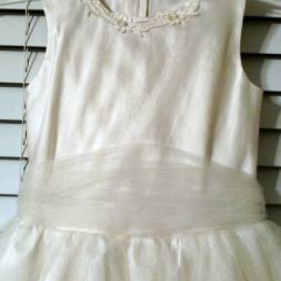 Flower Girl Bridal Dress - Picture 2 of 4